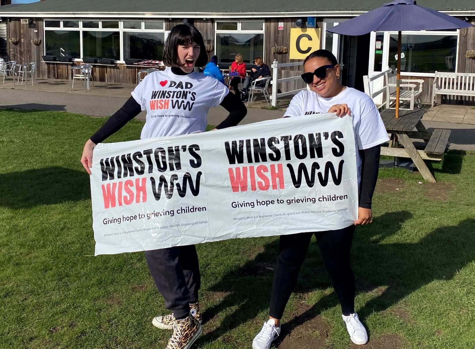Amber and Poppy skydive for Winston's Wish