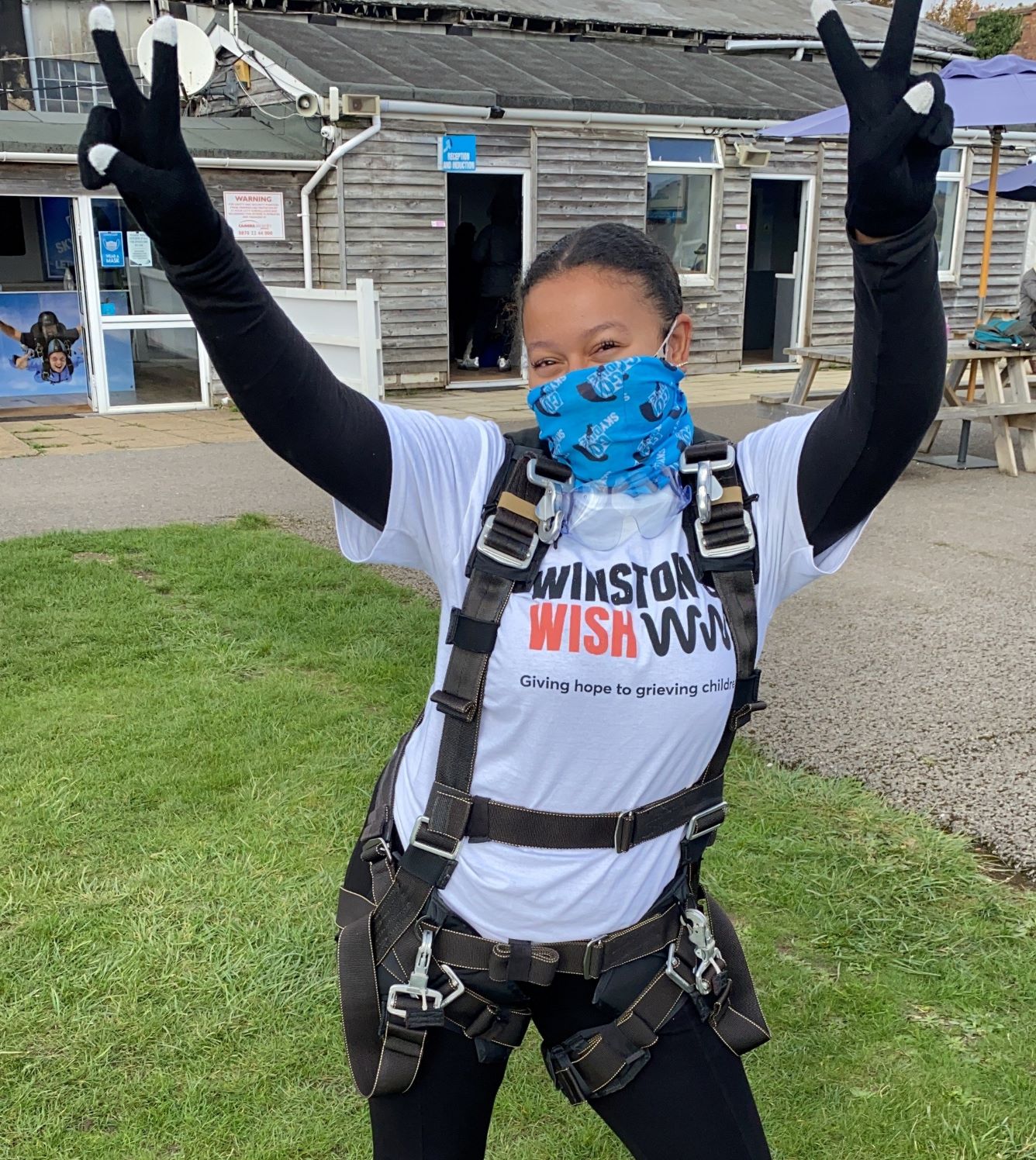 Amber's skydive for Winston's Wish